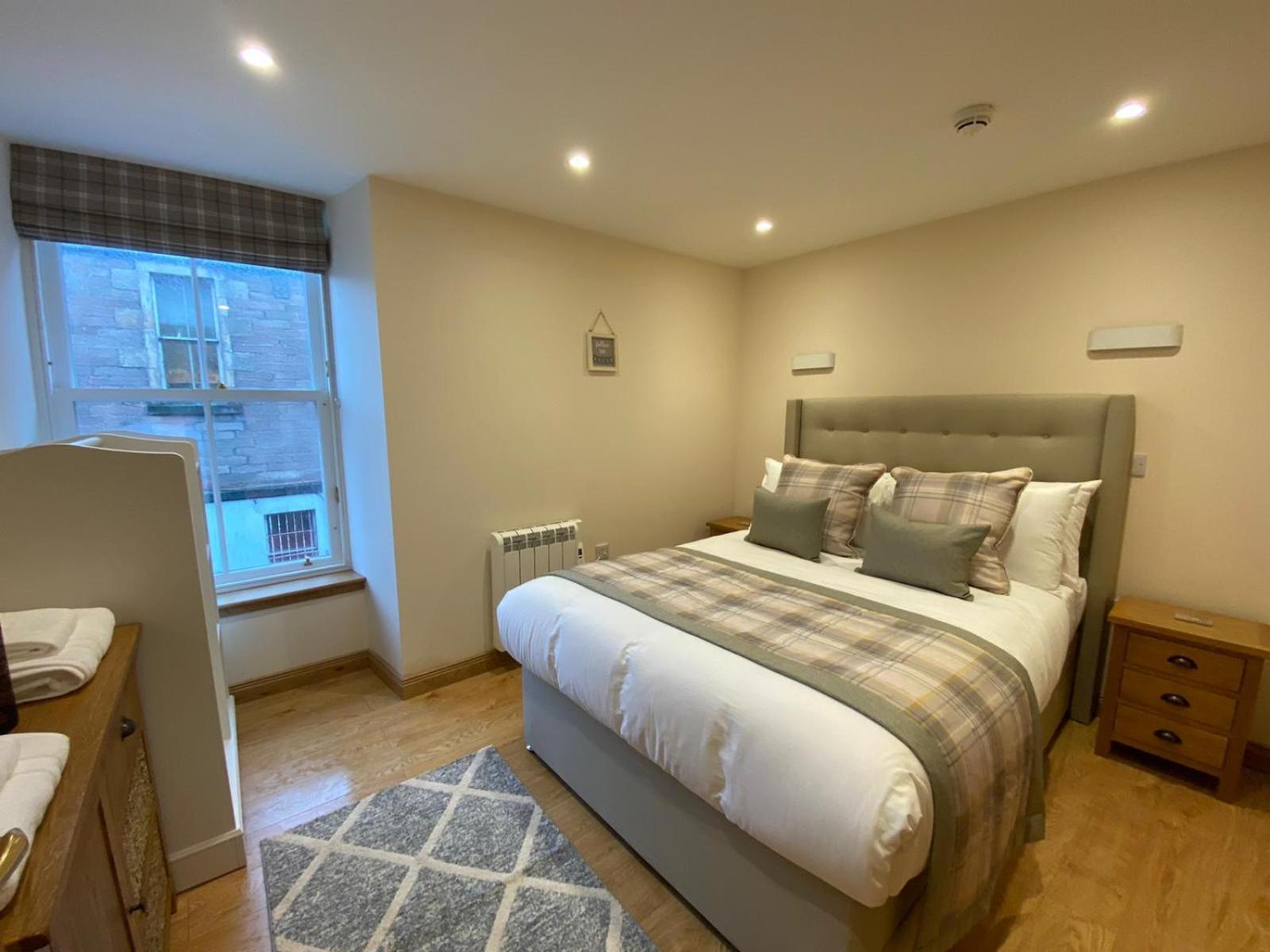 Waverley Inn Holiday Apartments Inverness Room photo