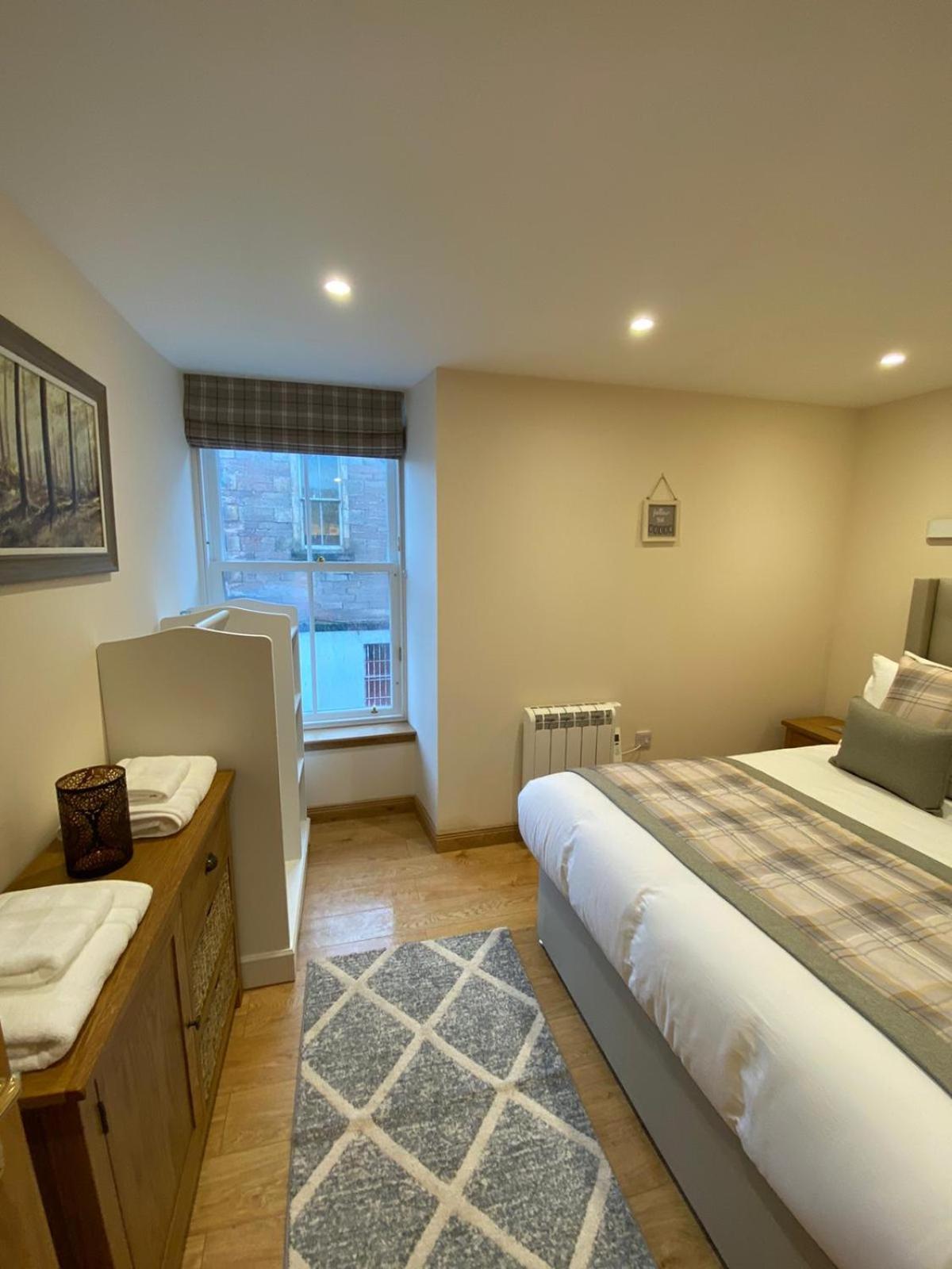 Waverley Inn Holiday Apartments Inverness Room photo